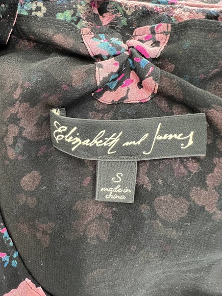 ELIZABETH and JAMES Silk Floral Cut-Out Back Blouse SZ S Black Multi Print - Picture 3 of 9